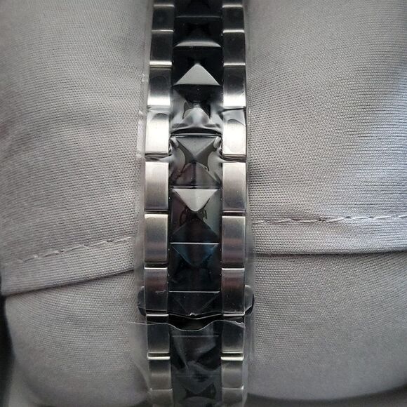 Calvin klein woman's wristwatch  swiss made  K5t33c41 - Picture 4 of 6